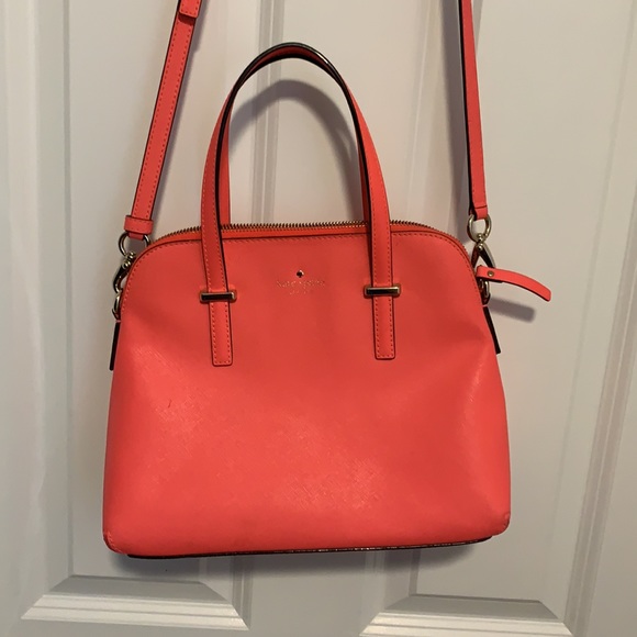 kate spade Handbags - Kate Spade cross body bag.